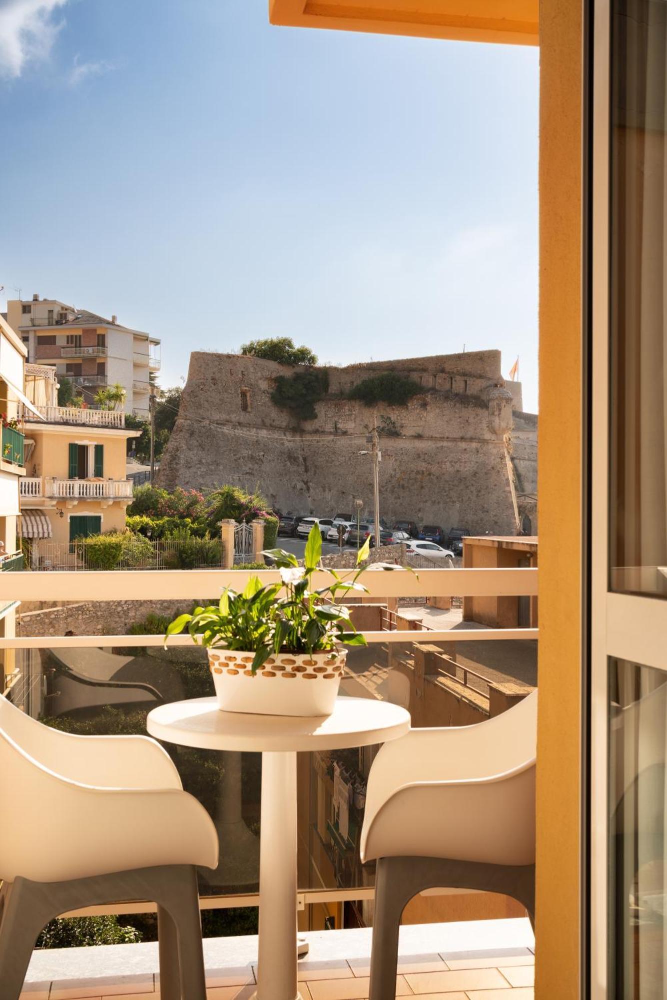 Hotel Careni Villa Italia Finale Ligure Ngoại thất bức ảnh