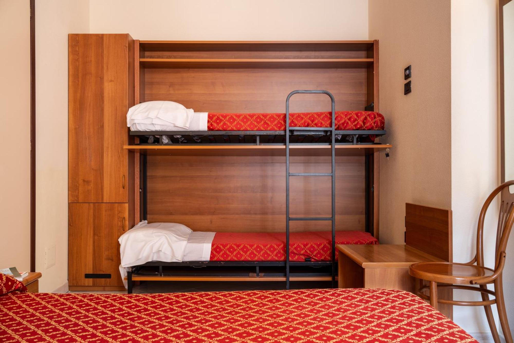 Hotel Careni Villa Italia Finale Ligure Ngoại thất bức ảnh