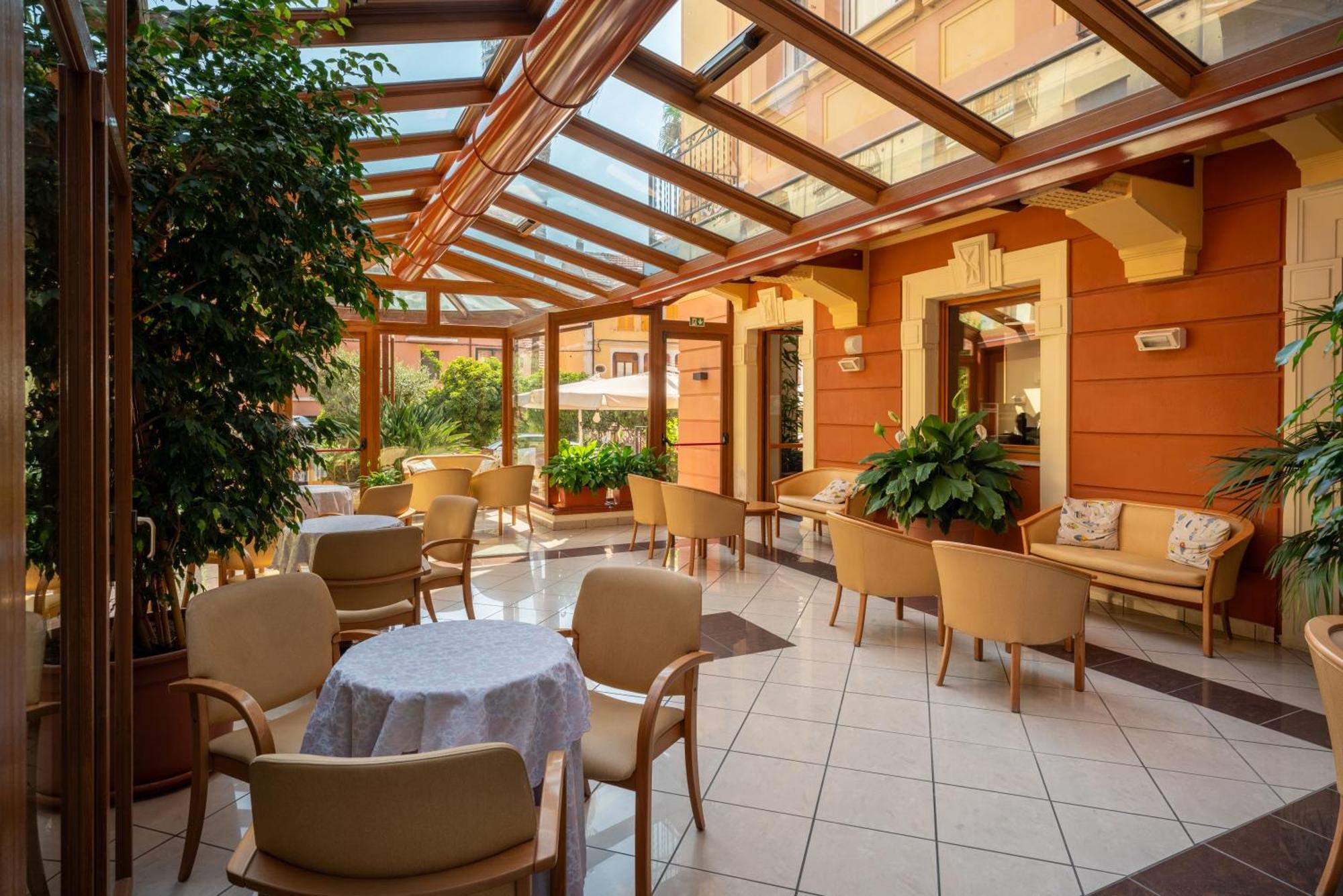 Hotel Careni Villa Italia Finale Ligure Ngoại thất bức ảnh