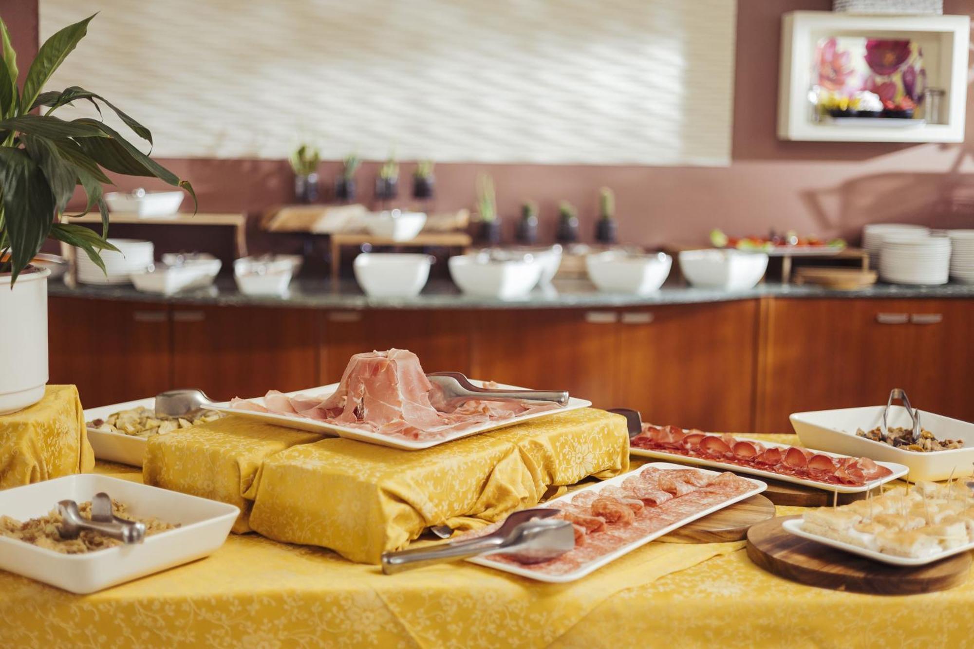 Hotel Careni Villa Italia Finale Ligure Ngoại thất bức ảnh