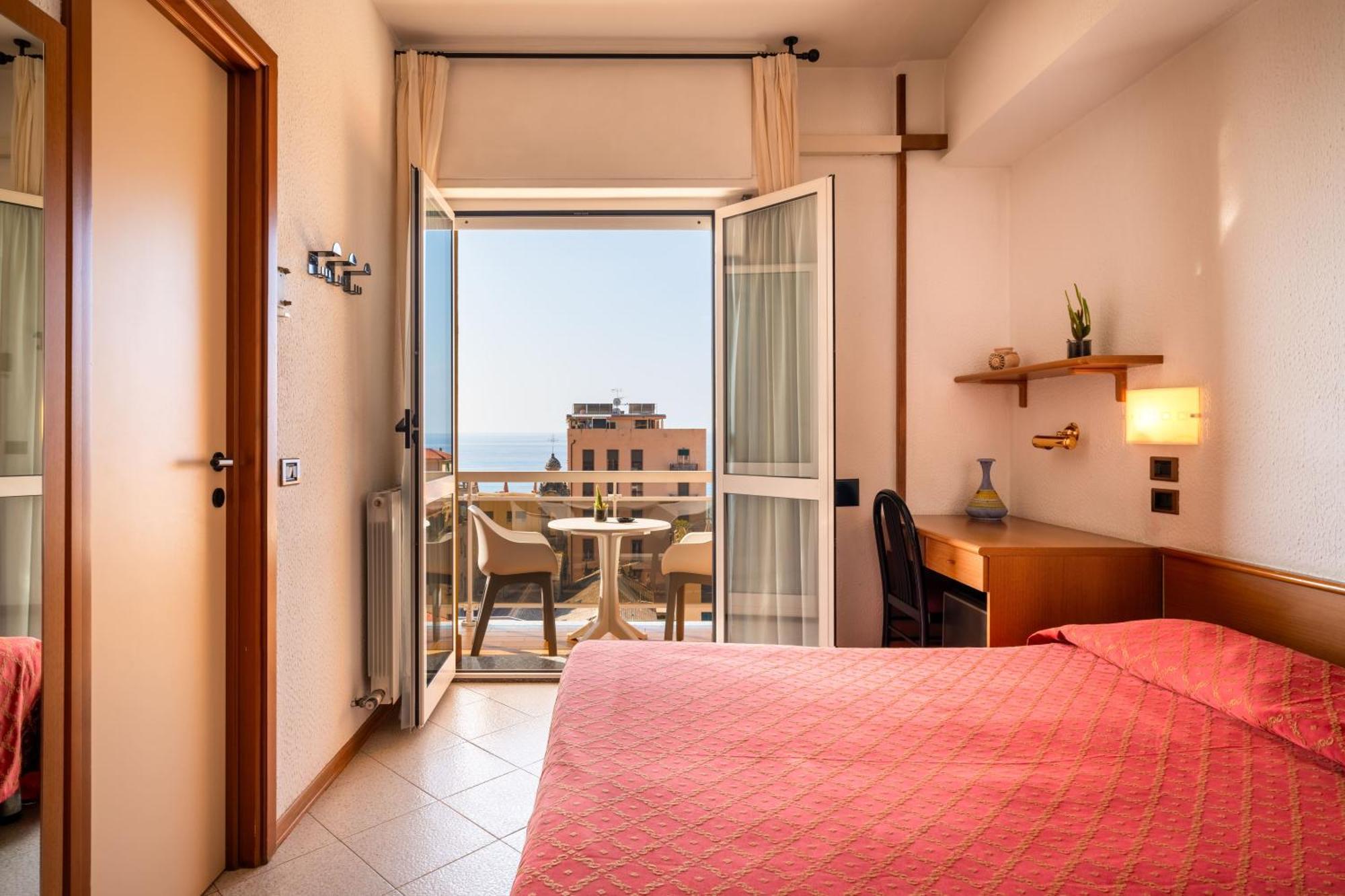 Hotel Careni Villa Italia Finale Ligure Ngoại thất bức ảnh